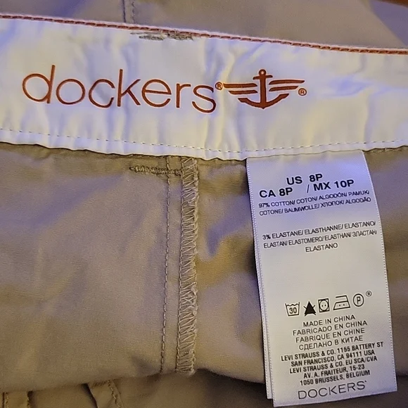Dockers khaki skort 5 pockets belt loops stretch cotton blend size 8P Excellent… - Picture 6 of 8